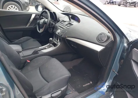 2010 Mazda Mazda3 S Sport z USA, uszkodzony, nr VIN JM1BL1H60A1289259